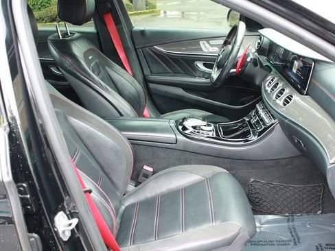 Used 2017 Mercedes-Benz E 43 AMG 4MATIC Sedan image 32