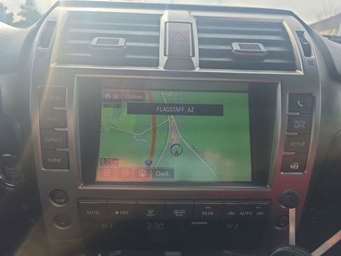 Used 2021 Lexus GX 460 Luxury w/ Off Road Package image 22