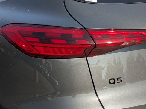 New 2025 Audi Q5 Premium Plus image 14