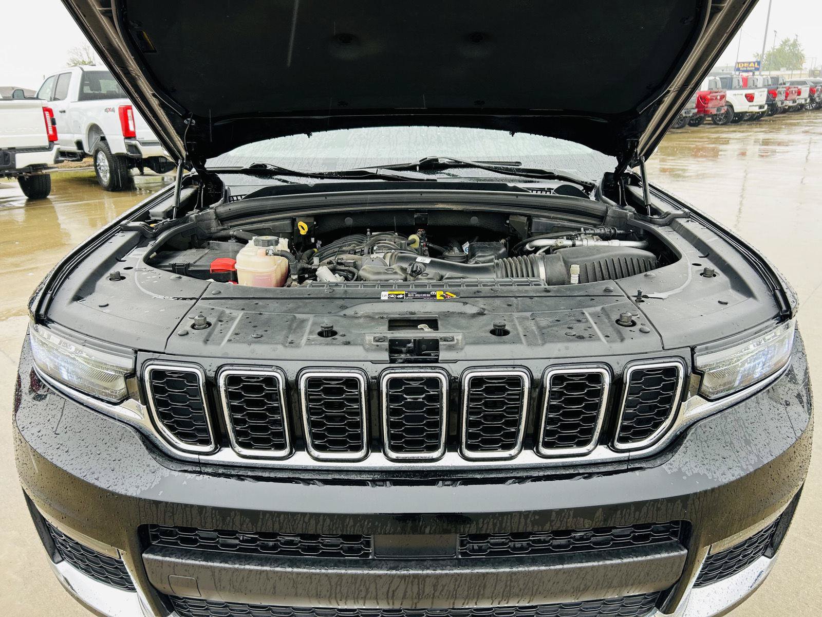 Used 2023 Jeep Grand Cherokee L Limited w/ Trailer Tow Group (B) AWD/4WD image 47