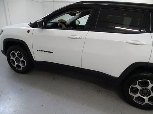 Certified 2022 Jeep Compass Trailhawk w/ Trailhawk Convenience Group AWD/4WD image 19