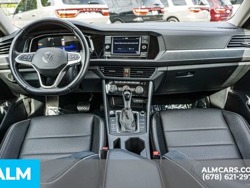 Used 2024 Volkswagen Jetta SE FWD image 24