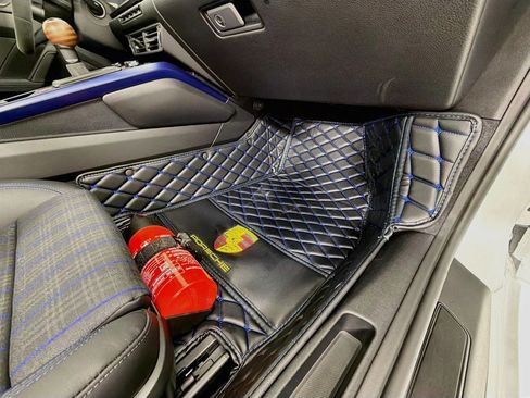 Certified 2025 Porsche 911 Carrera RWD image 42