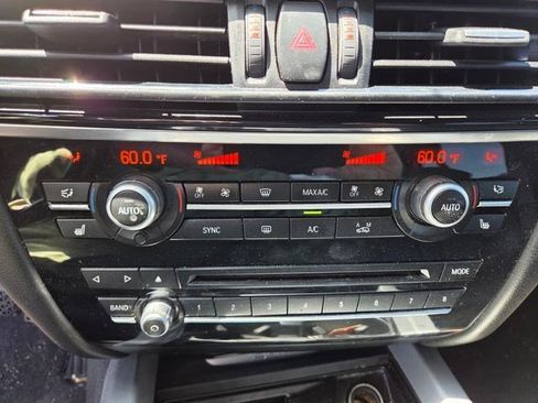 Used 2017 BMW X5 xDrive40e AWD/4WD image 7