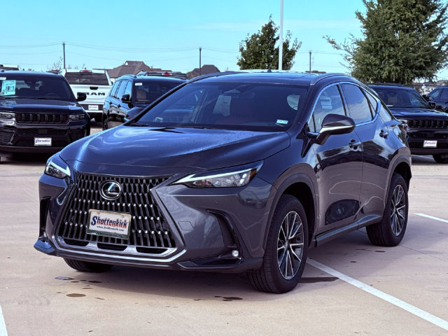 Used 2025 Lexus NX 350h AWD w/ Accessory Package (2T) image 11