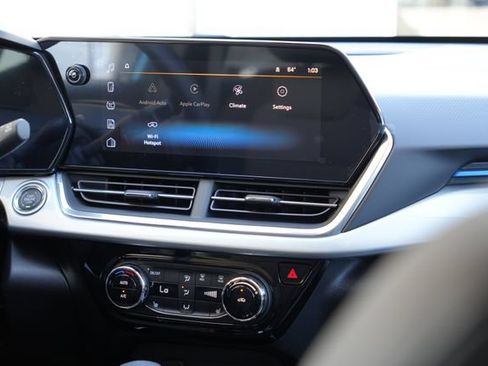 New 2026 Chevrolet Trax LT w/ Driver Confidence Package FWD image 16
