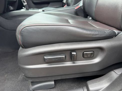 Used 2017 Honda Ridgeline Black Edition image 14