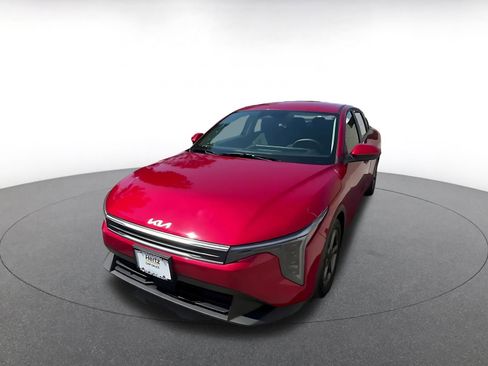 Used 2025 Kia K4 FWD image 7