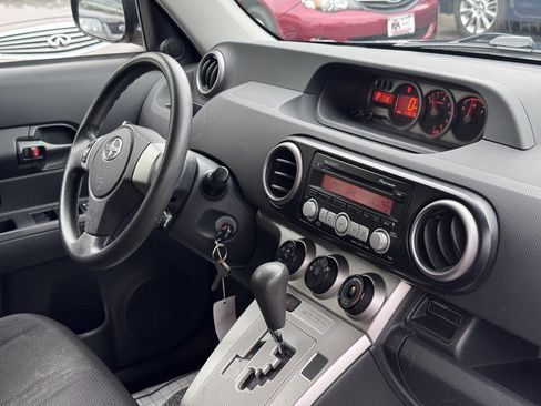 Used 2008 Scion xB image 18