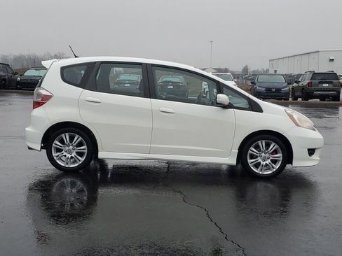 Used 2010 Honda Fit Sport image 8