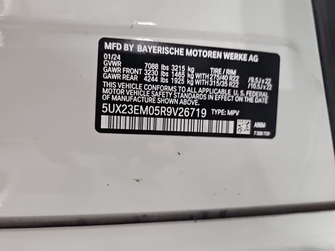 Used 2024 BMW X7 xDrive40i AWD/4WD image 35