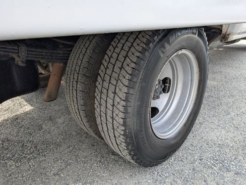 Used 2015 GMC Sierra 3500 2WD Crew Cab image 6