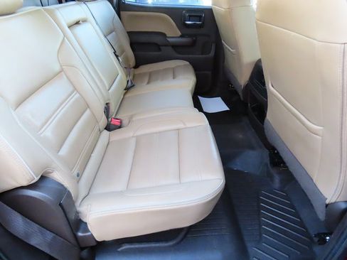 Used 2018 GMC Sierra 2500 Denali w/ Duramax Plus Package image 17