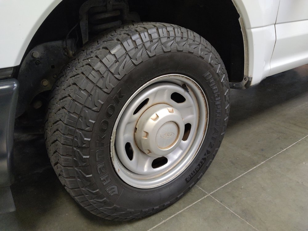 Used 2019 Ford F250 XL w/ Power Equipment Group RWD image 31