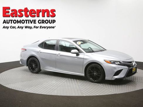 Used 2019 Toyota Camry SE FWD image 48