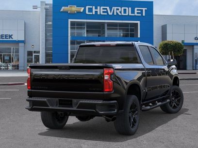 New 2026 Chevrolet Silverado 1500 Custom Trail Boss w/ Turbomax Blackout Package