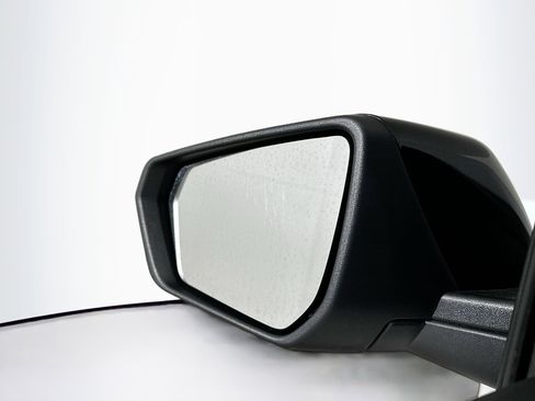 Used 2022 GMC Terrain SLE w/ Driver Convenience Package image 16