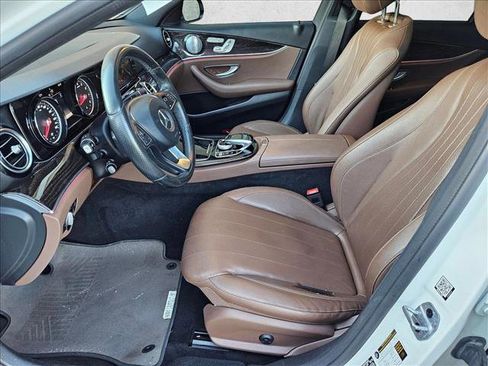 Used 2018 Mercedes-Benz E 300 E 300 image 16