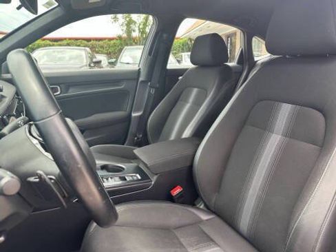 Used 2023 Honda Civic Sport image 15