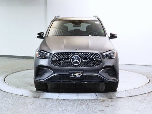 Used 2024 Mercedes-Benz GLE 450 4MATIC w/ AMG Line Exterior image 11