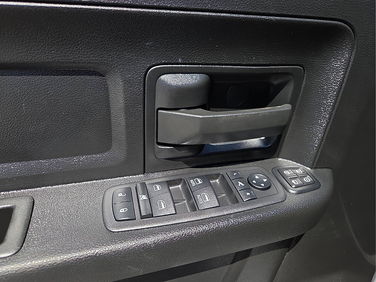 Used 2023 RAM 2500 Tradesman AWD/4WD image 13