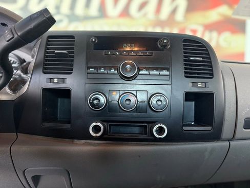 Used 2013 Chevrolet Silverado 3500 W/T image 28