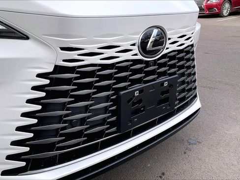 Used 2026 Lexus RX 350h Premium image 29