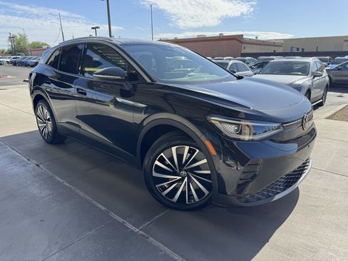 Used 2023 Volkswagen ID.4 Pro S Plus image 6
