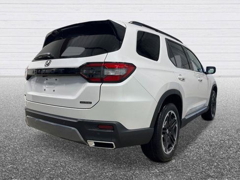 New 2026 Honda Pilot image 6