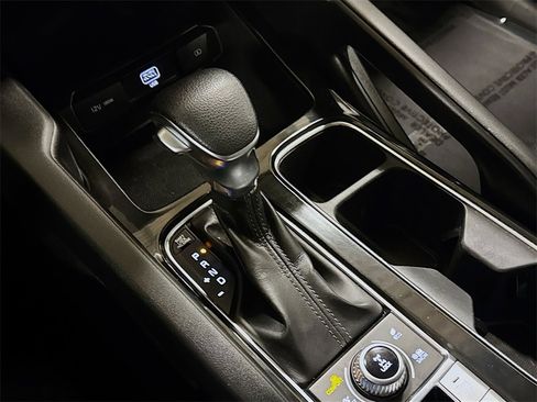 Used 2020 Kia Telluride LX image 19