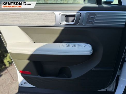 Used 2025 Hyundai Santa Fe Calligraphy image 22