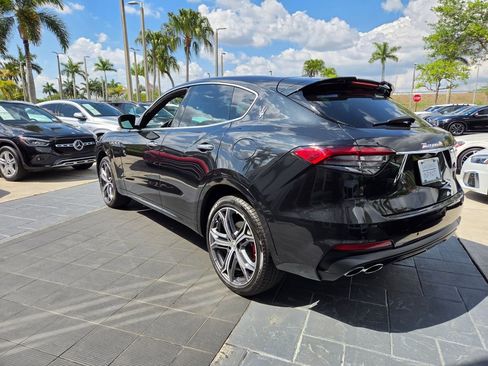 Used 2022 Maserati Levante GT image 12
