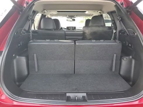 Used 2024 Mitsubishi Outlander SE image 32