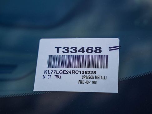 Used 2024 Chevrolet Trax RS w/ Driver Confidence Package image 30