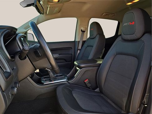 Used 2022 GMC Canyon AT4 image 11