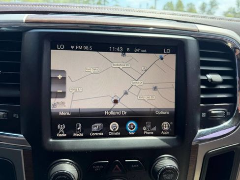 Used 2015 RAM 3500 Laramie AWD/4WD image 37
