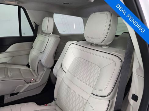 Used 2023 Lincoln Navigator Black Label AWD/4WD image 15