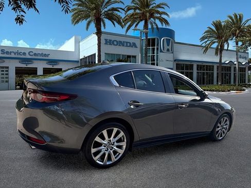Used 2021 MAZDA MAZDA3 s FWD image 8