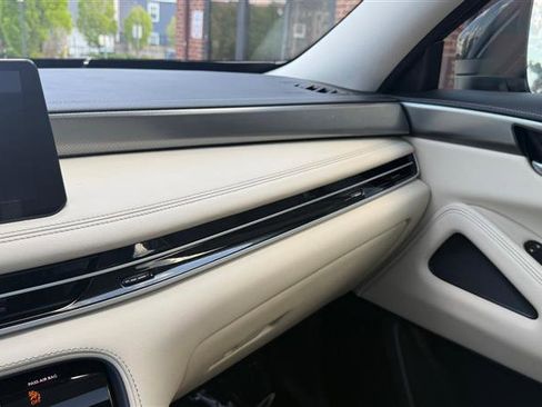 Used 2023 INFINITI QX60 Luxe FWD image 37