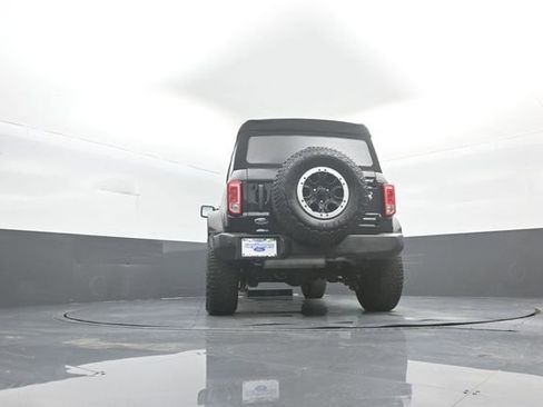Certified 2023 Ford Bronco Big Bend w/ Sasquatch Package AWD/4WD image 36