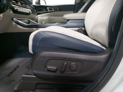 New 2026 Kia Carnival SX Prestige FWD image 33