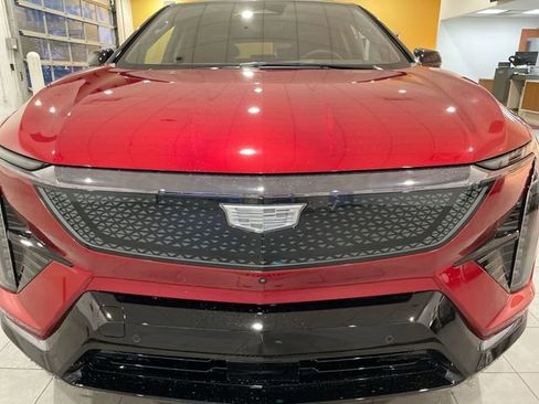 New 2026 Cadillac Optiq Sport 2 RWD image 10