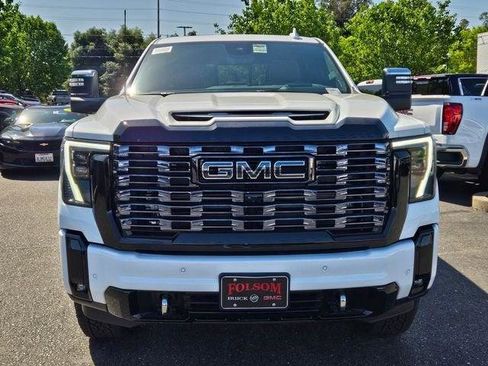 New 2026 GMC Sierra 2500 Denali Ultimate AWD/4WD image 2