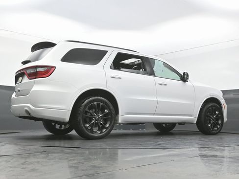Used 2022 Dodge Durango GT image 50
