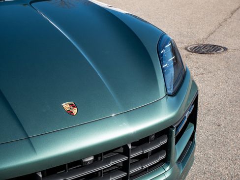 New 2026 Porsche Cayenne GTS image 14