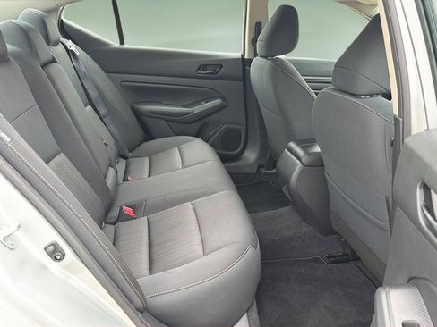 Certified 2024 Nissan Altima 2.5 SV FWD image 16