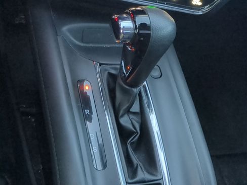 Certified 2022 Honda HR-V EX image 32