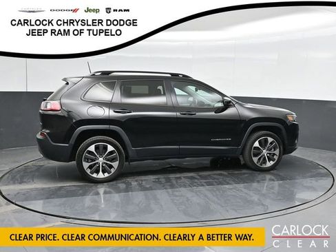Used 2022 Jeep Cherokee Limited w/ Elite Package AWD/4WD image 4