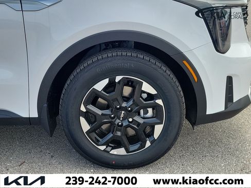 New 2026 Kia Sorento S FWD image 7