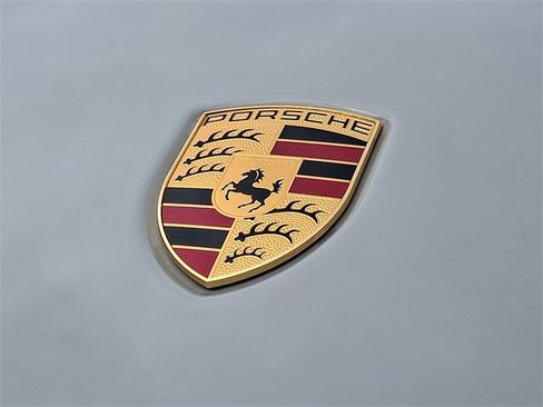 Used 2021 Porsche 911 Carrera image 30